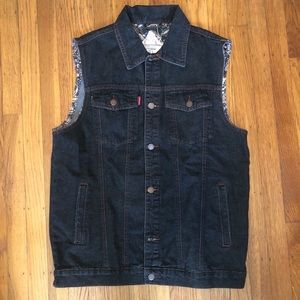 Jean Vest - Rock N Roll on back